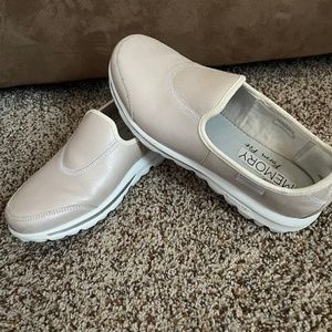 Skechers GoWalk Sneaker